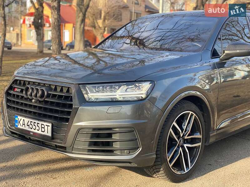 2018 audi sq7