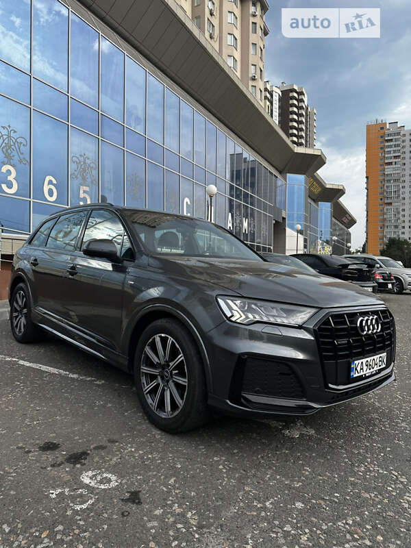 2020 audi q7