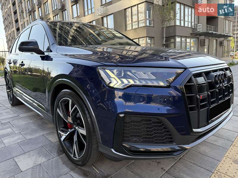 2021 audi sq7