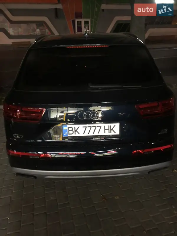 2015 audi q7