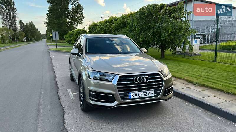 2015 audi q7