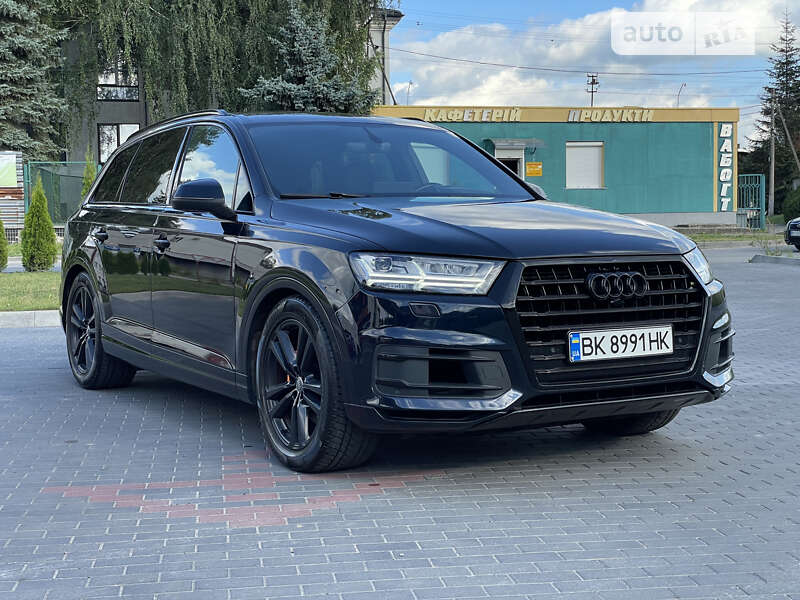 2016 audi q7