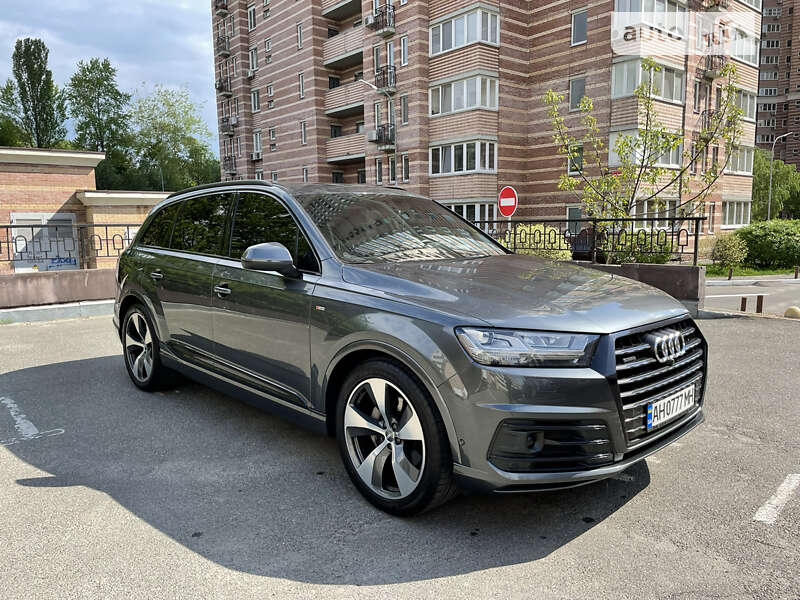 2016 audi q7