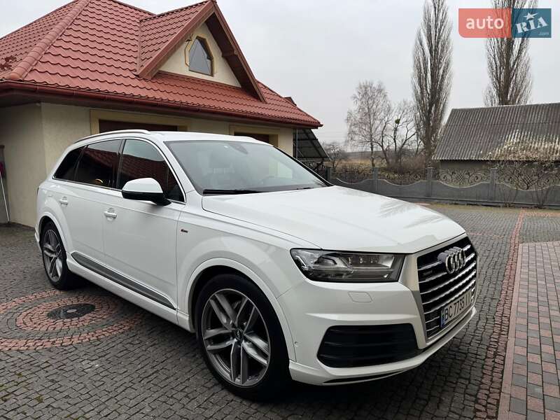 2016 audi q7