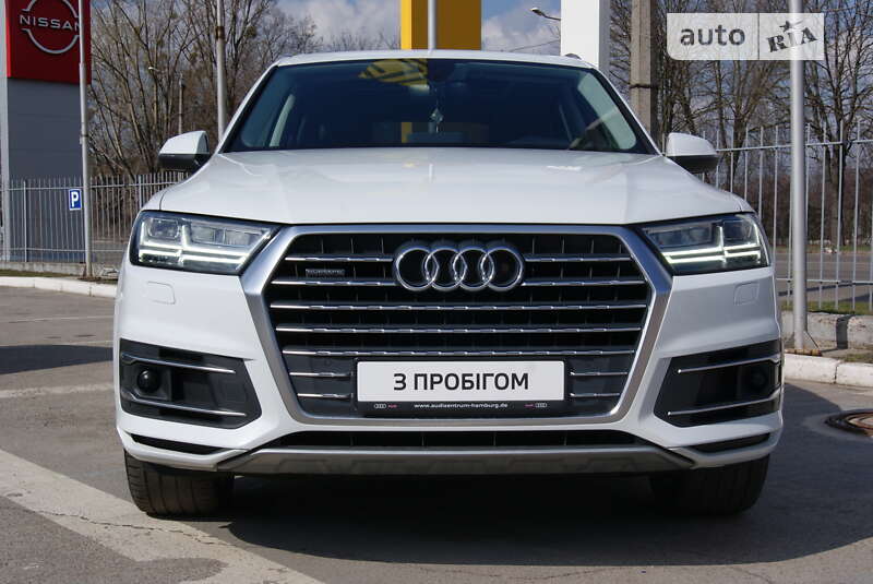 2016 audi q7