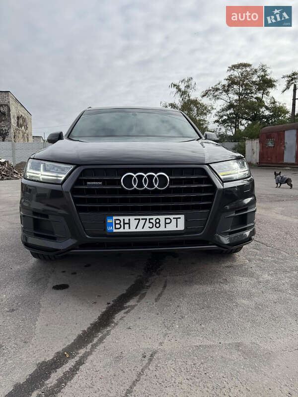 2017 audi q7