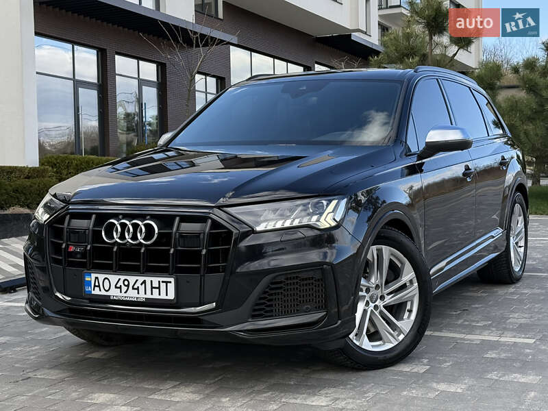 2020 audi sq7