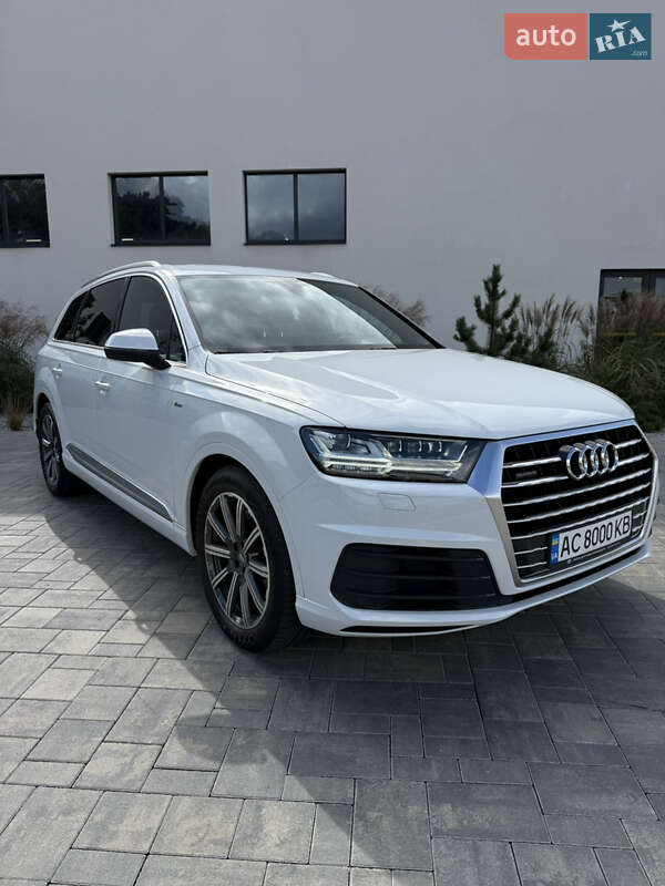 2016 audi q7