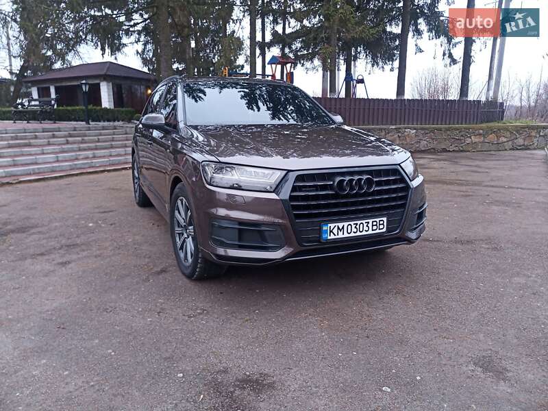 2018 audi q7