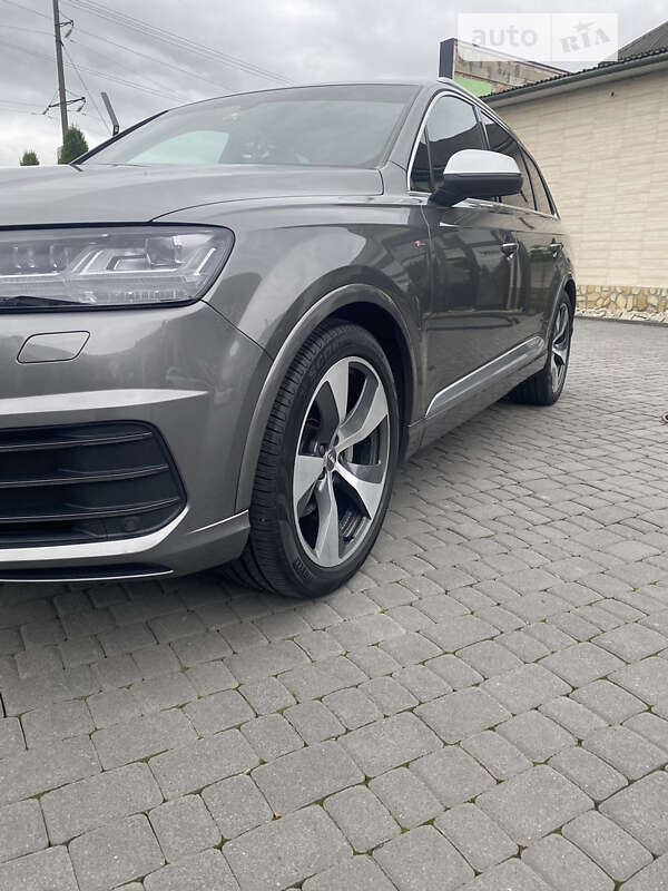 2015 audi q7