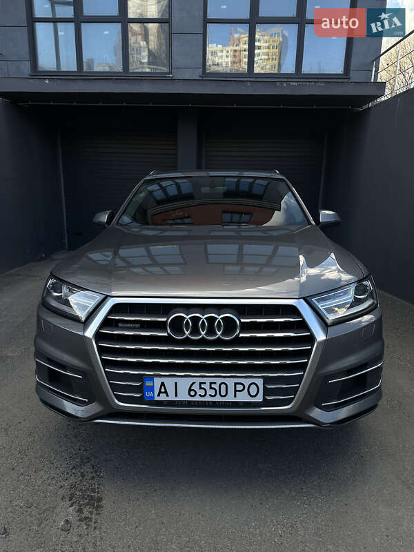 2016 audi q7