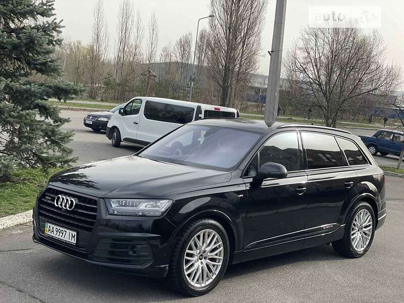 2016 audi q7