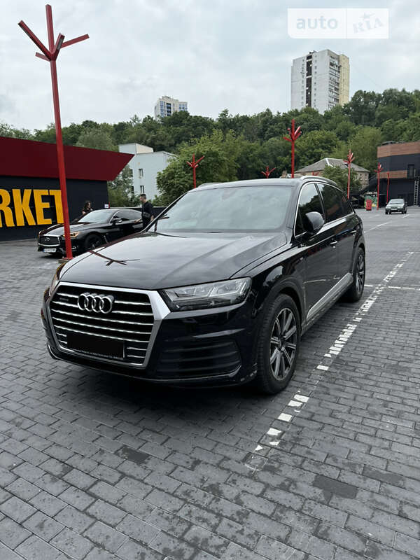 2016 audi q7