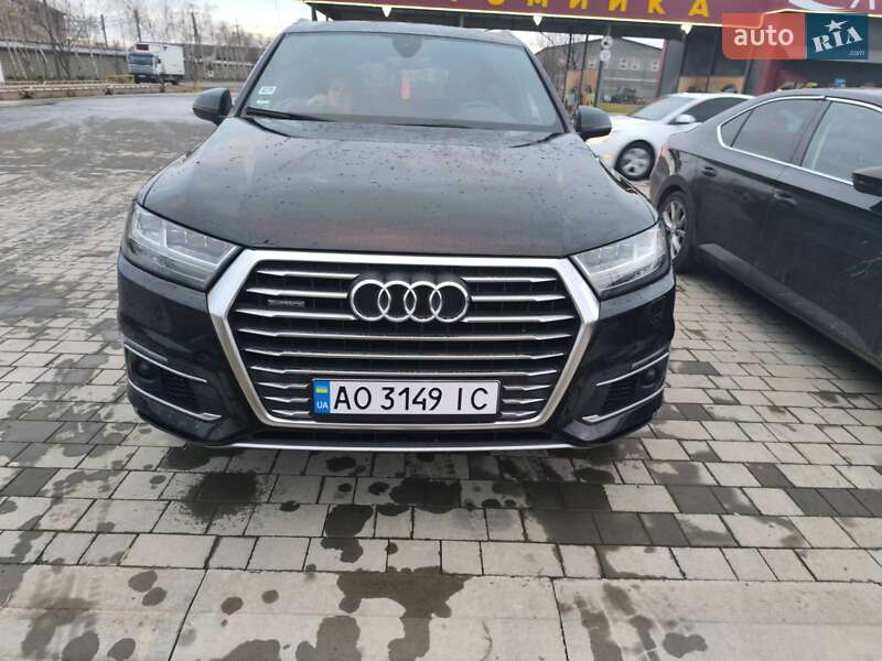 2016 audi q7 e-tron