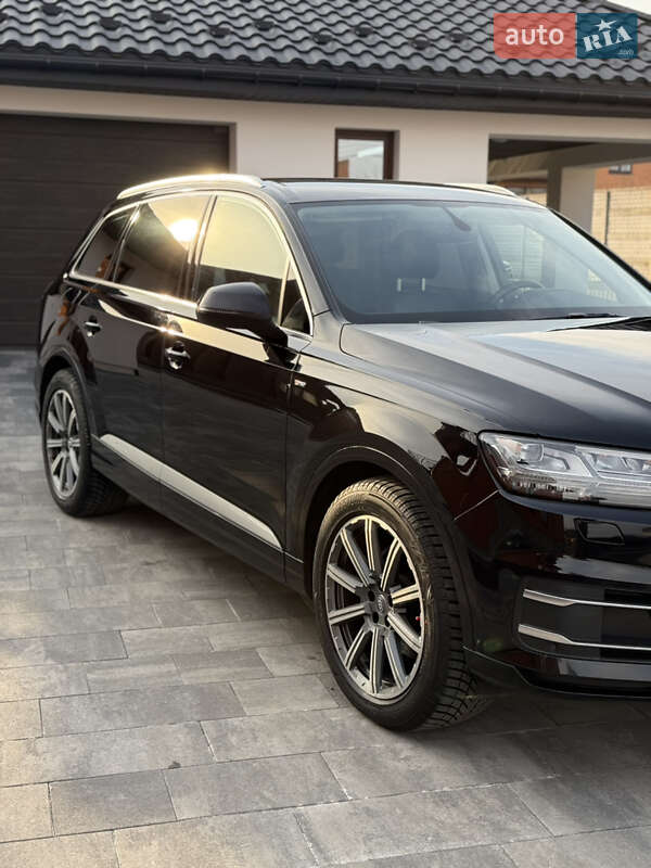 2016 audi q7