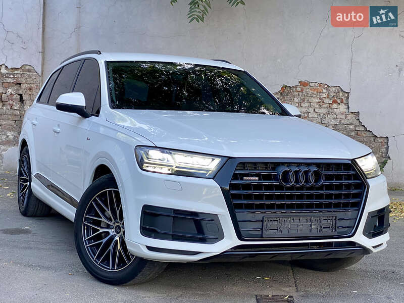 2016 audi q7