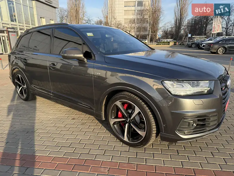 2018 audi sq7