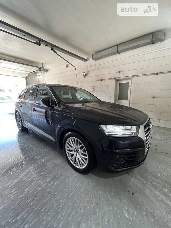 2016 audi q7