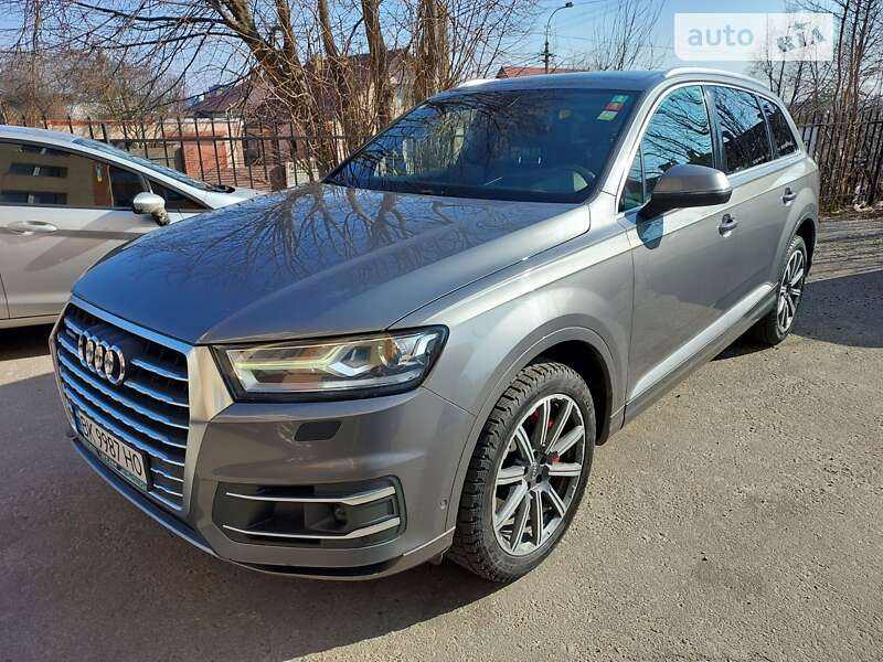 2016 audi q7