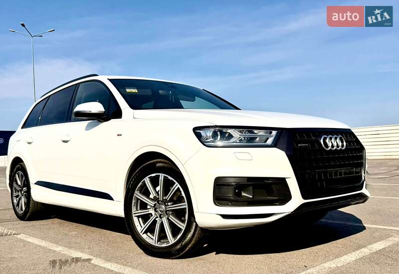 2016 audi q7