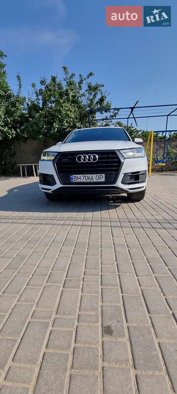 2017 audi q7