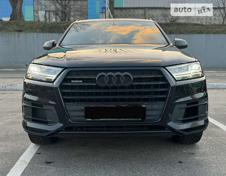 2019 audi q7