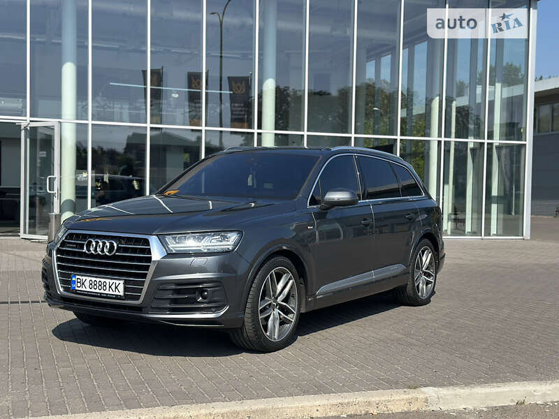 2015 audi q7