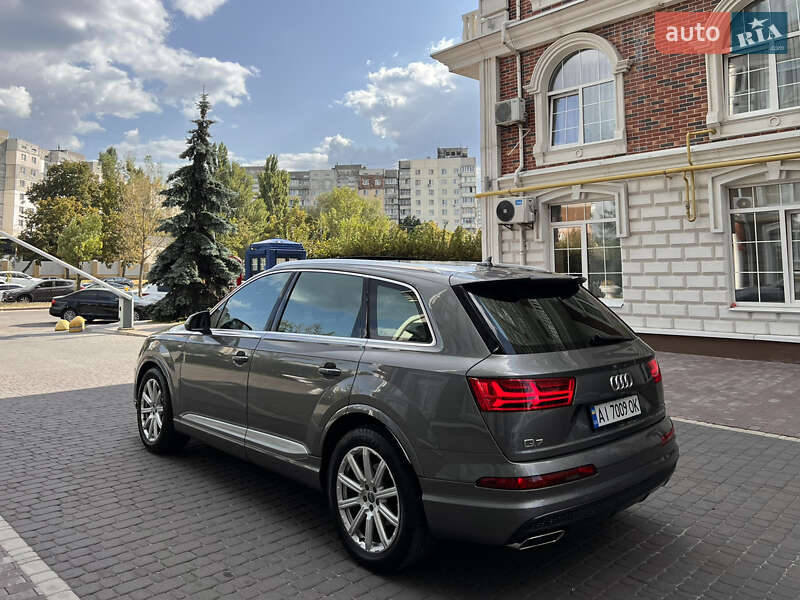 2015 audi q7