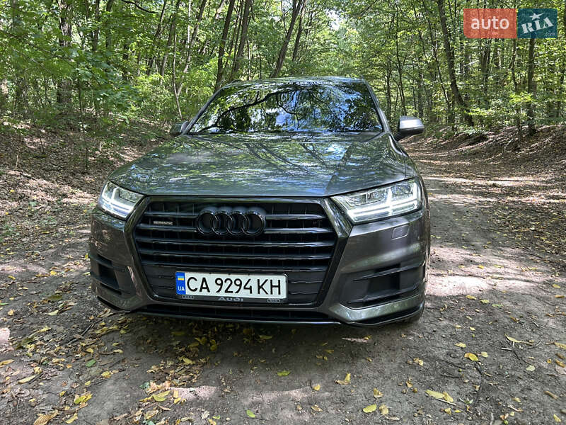 2016 audi q7