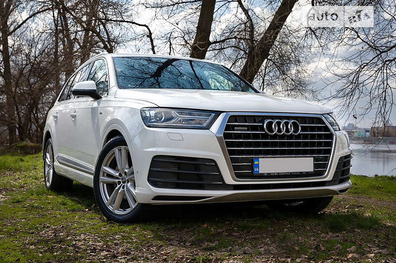 2017 audi q7