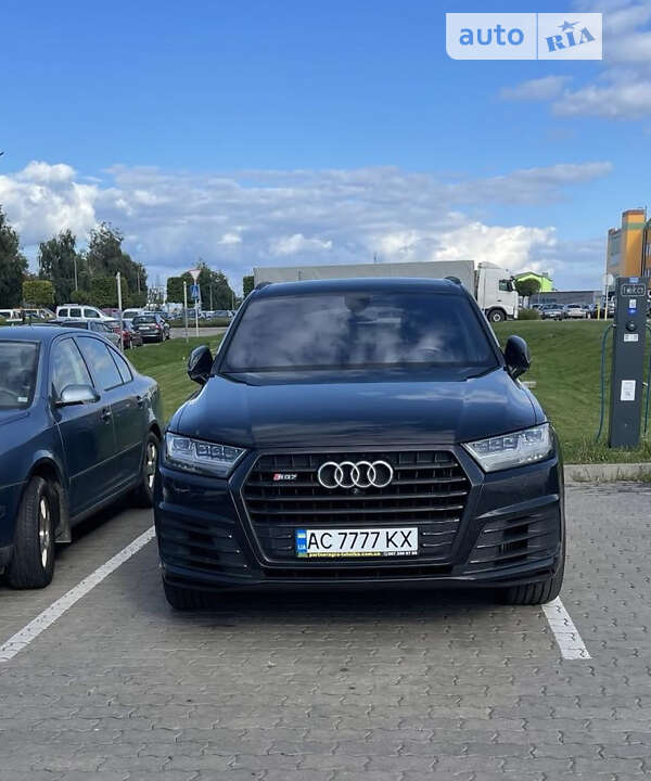 2018 audi sq7