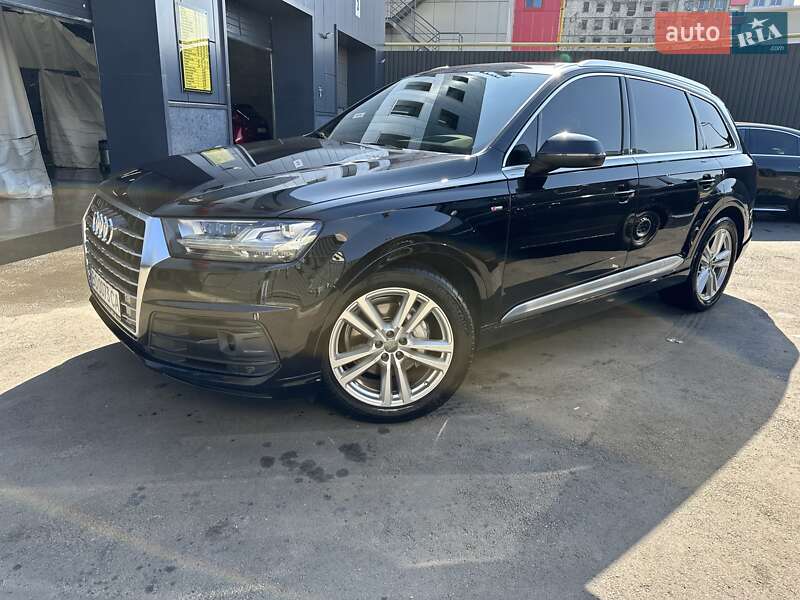 2015 audi q7