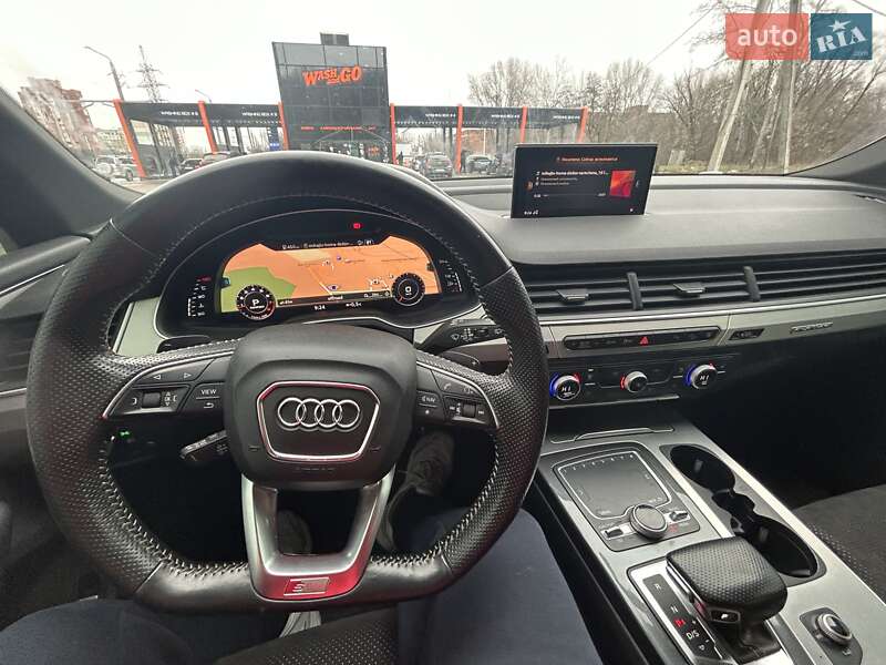 2016 audi q7