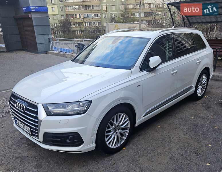 2016 audi q7