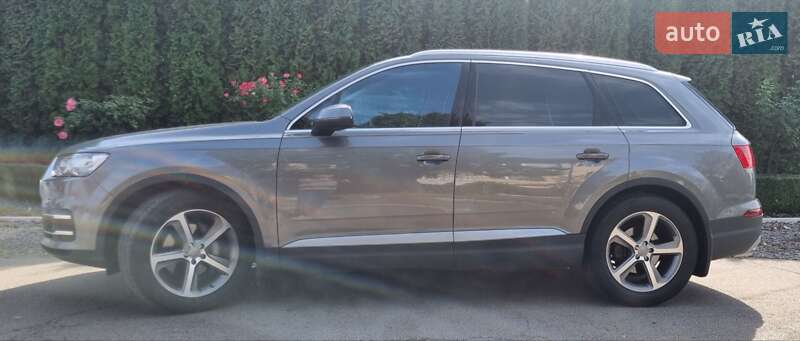 2016 audi q7