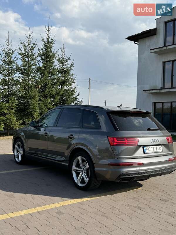 2018 audi q7