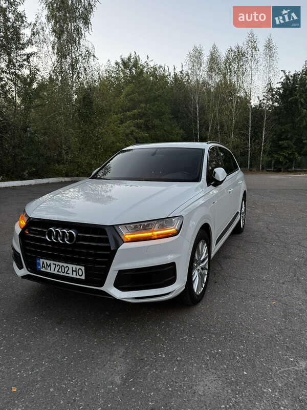 2017 audi q7