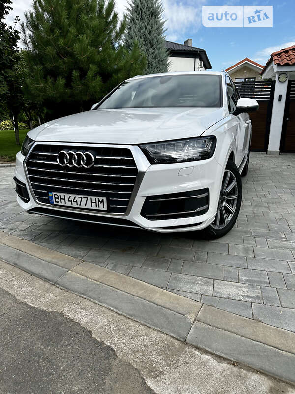 2018 audi q7