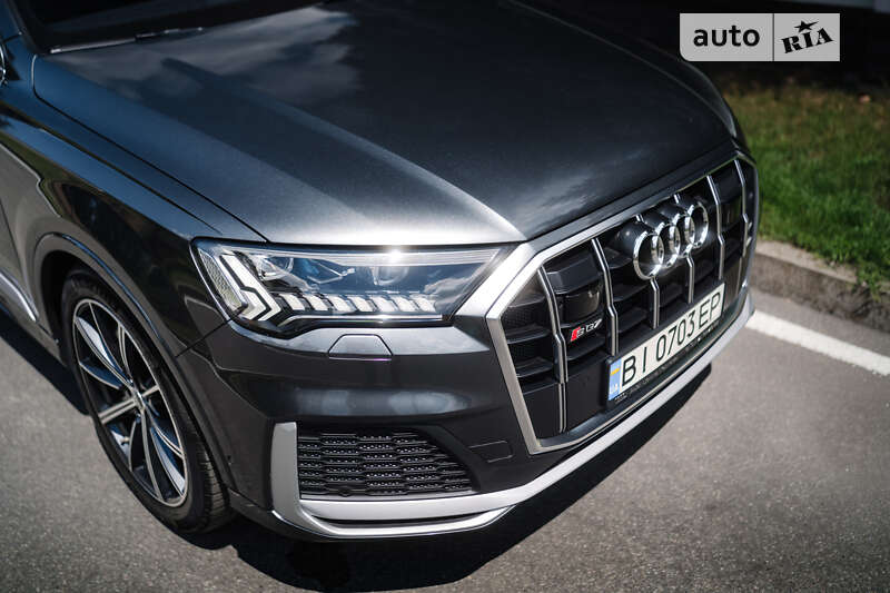 2021 audi sq7