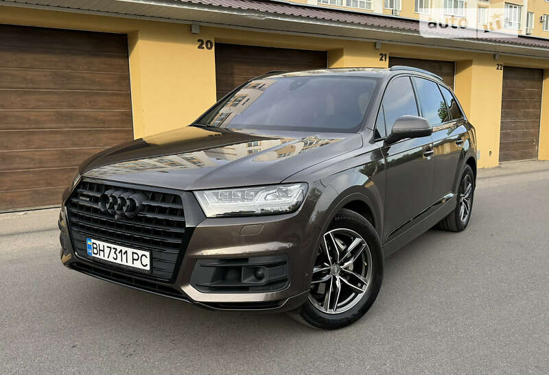 2016 audi q7