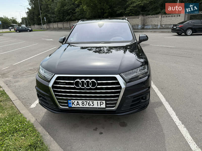 2016 audi q7