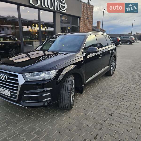 2017 audi q7