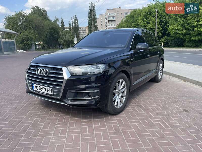 2016 audi q7