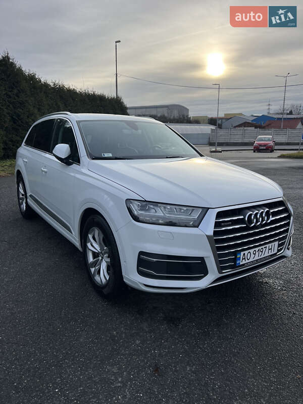 2015 audi q7