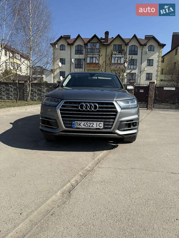 2015 audi q7