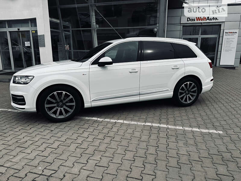 2017 audi q7