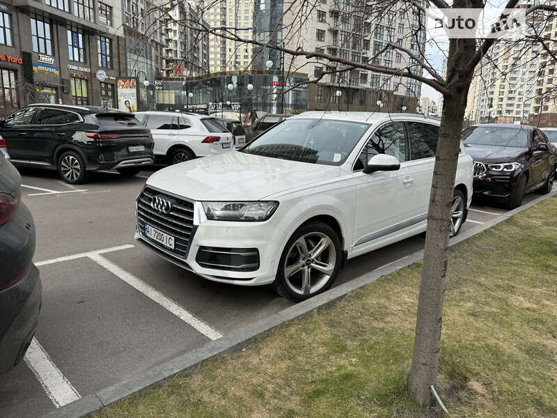 2017 audi q7