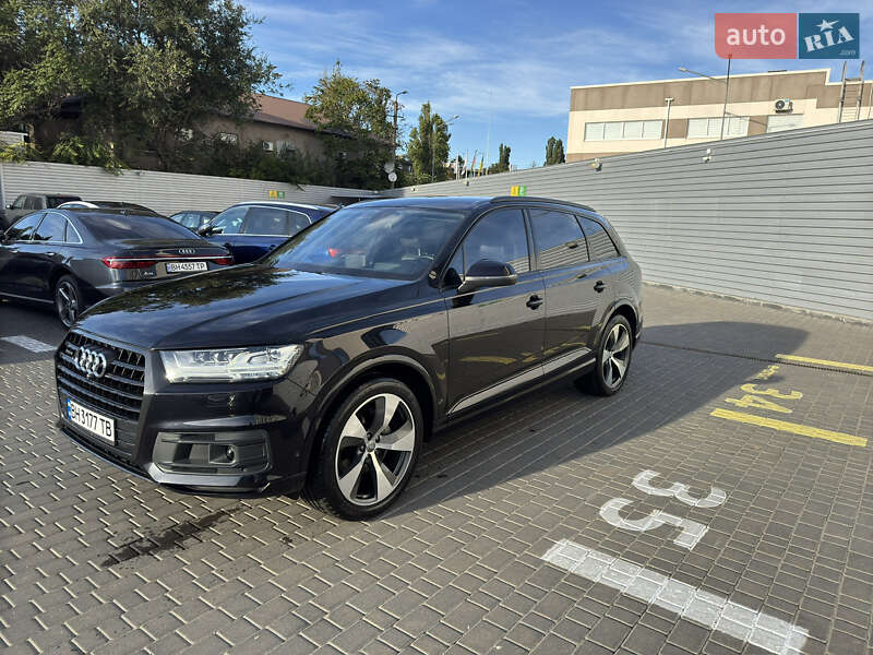 2017 audi q7