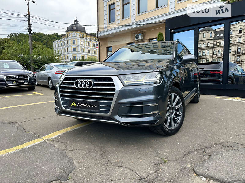 2016 audi q7