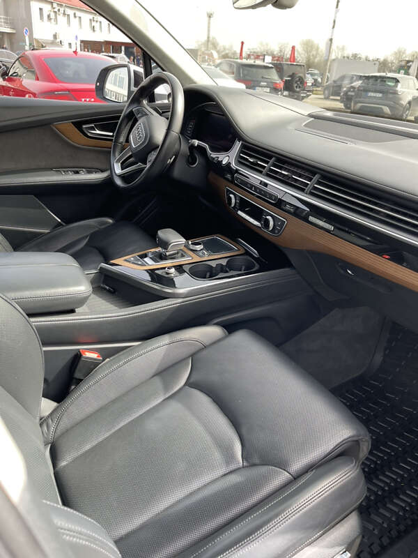 2016 audi q7